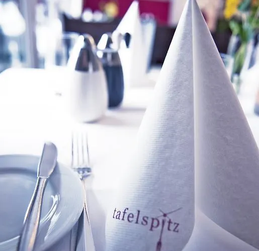 Hotel Tafelspitz 2*